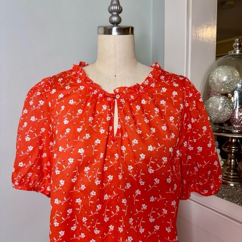 Talbots Ruffle Popover Blouse Scattered Blossoms Orange with White Flowers Large - Picture 3 of 10